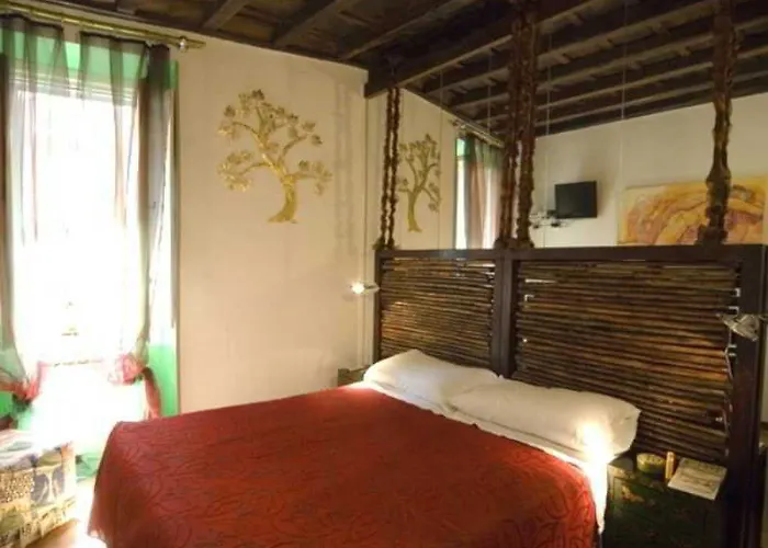 Navona First Gasthof