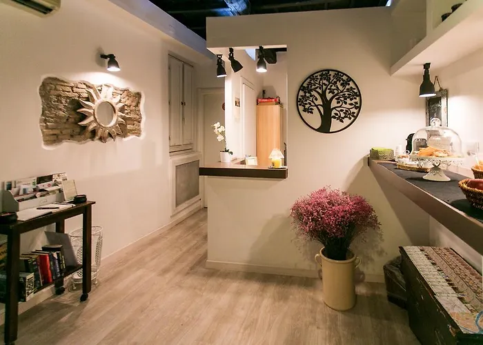Navona First Πανσιόν 4*