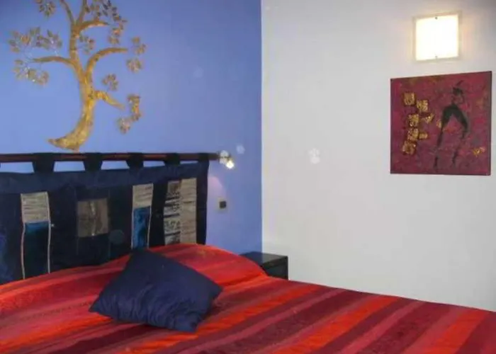 Navona First 4*